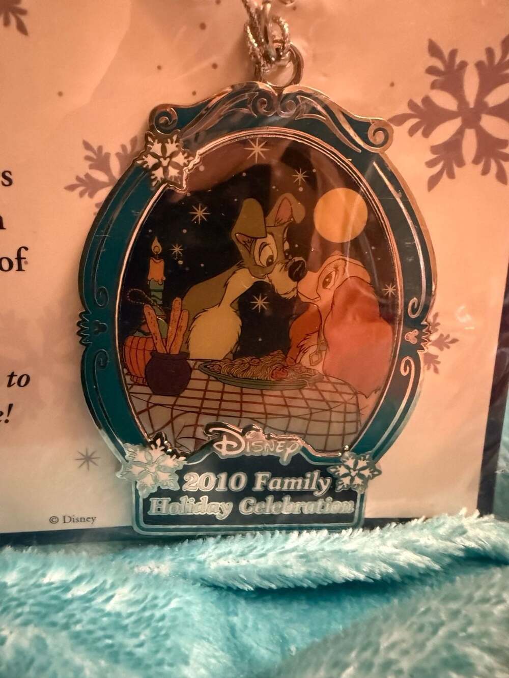 WDW Disneyworld Cast 2010 Family Holiday Christmas Ornament Lady Tramp 55th